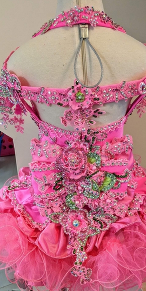 Shuggy Cupcake Dress - Picture 2 of 8